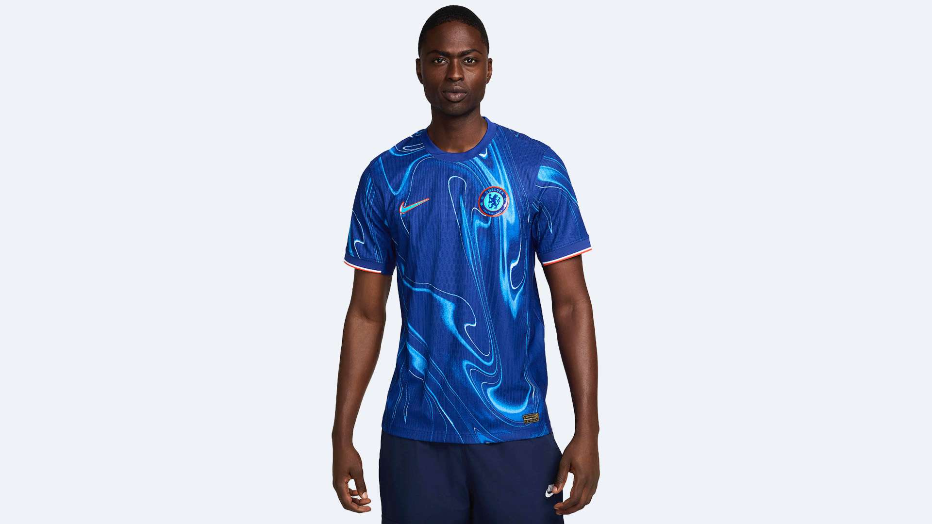 尤其是他在 尤其是他在